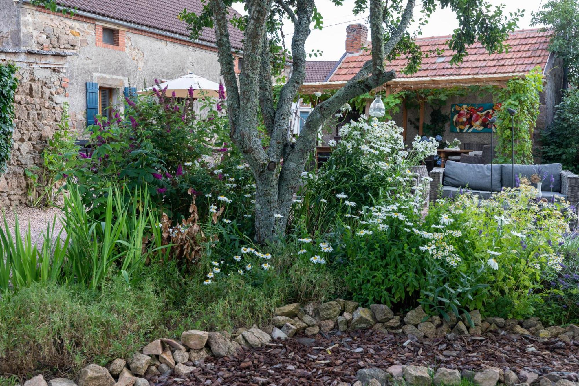 Domaine La Pomme De Pin Bed & Breakfast Louroux-de-Beaune Luaran gambar